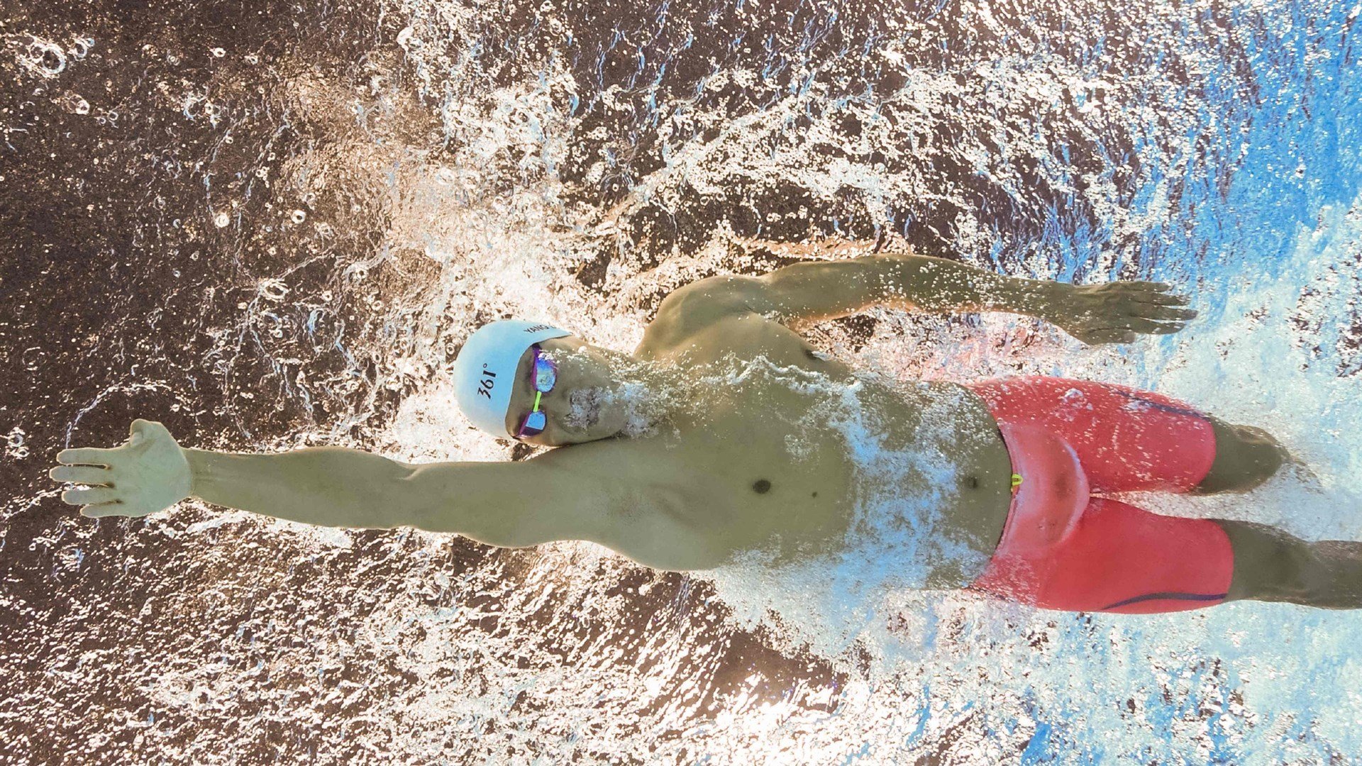 马拉松跑者装备升级建议，马拉松装备惯例