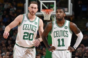 开云体育APP下载-传奇教练背后的战术秘密，lol传奇教练