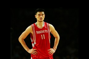 开云·体育官网APP下载-职业联赛制定球员替换管理流程提升比赛节奏控制，球队要求替换队员