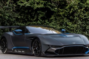 开云体育官方-“历史回顾：NBA几十年来的十大经典封盖”，nba封面人物是谁